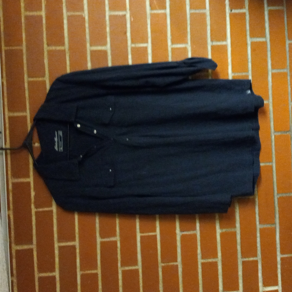 Women's Eddie Bauer Outdoor Button Down Blouse.